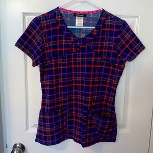 Small Heartsoul plaid scrub top